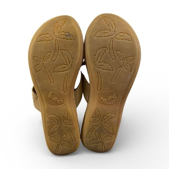 Born Flip Flop Sandals Women's 7 Gold Leather Flower Accent Comfort Flats - Picture 7 of 9